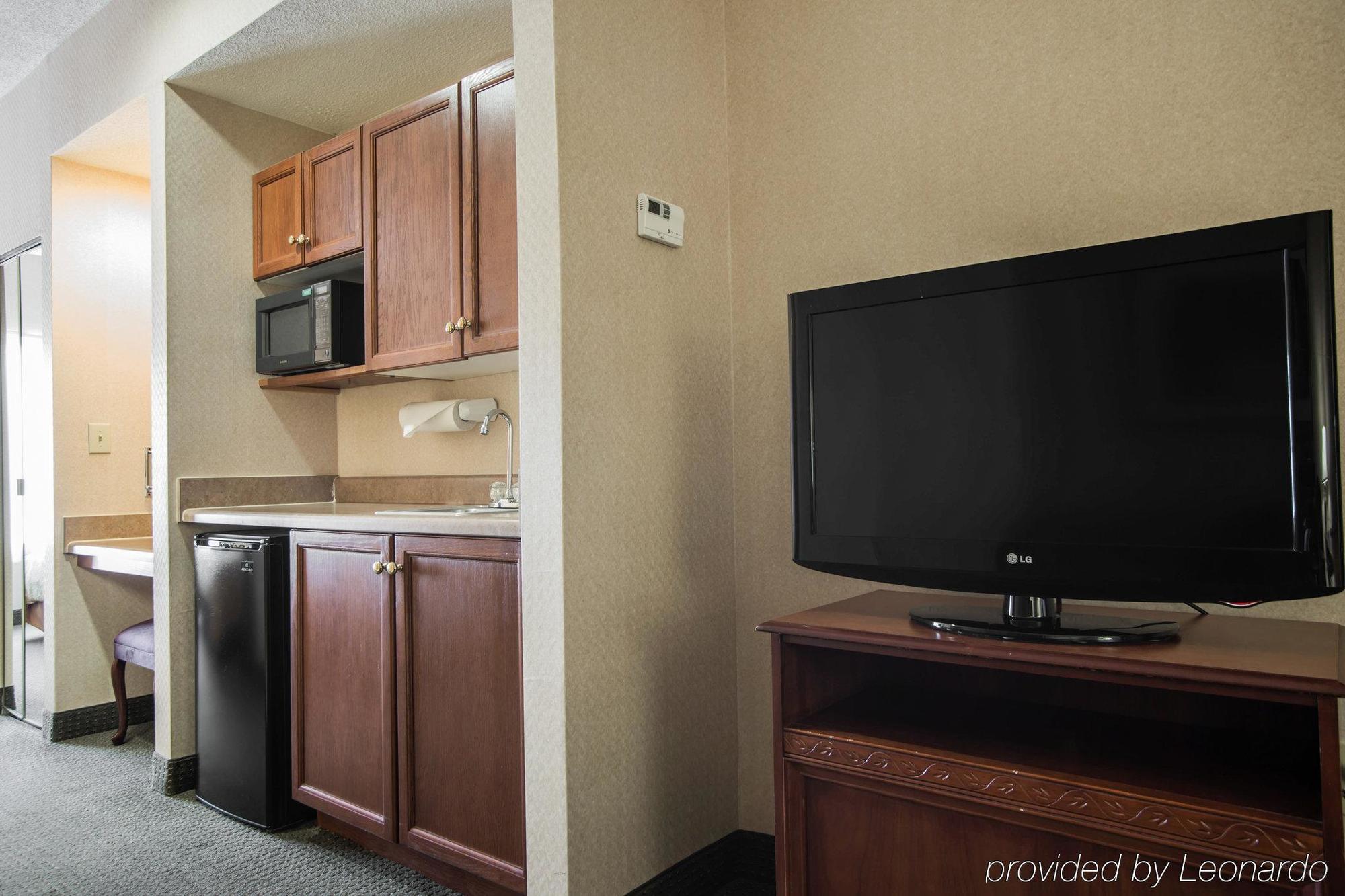 Quality Suites Pineville - Charlotte Extérieur photo